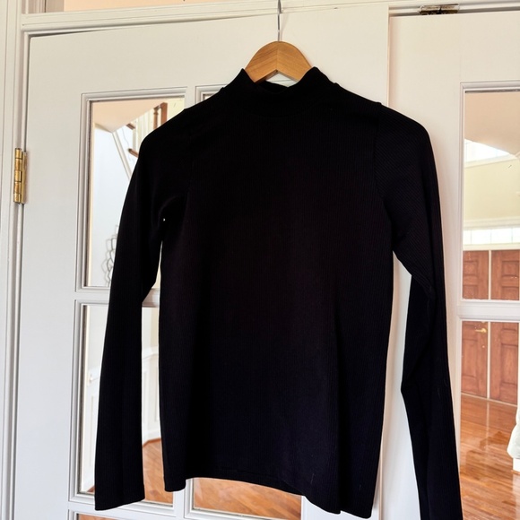 Athleta Renew Seamless Mock Neck Top, Black, Small - Picture 3 of 4